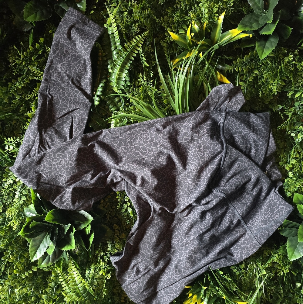 Succulent leggings buffbunny M